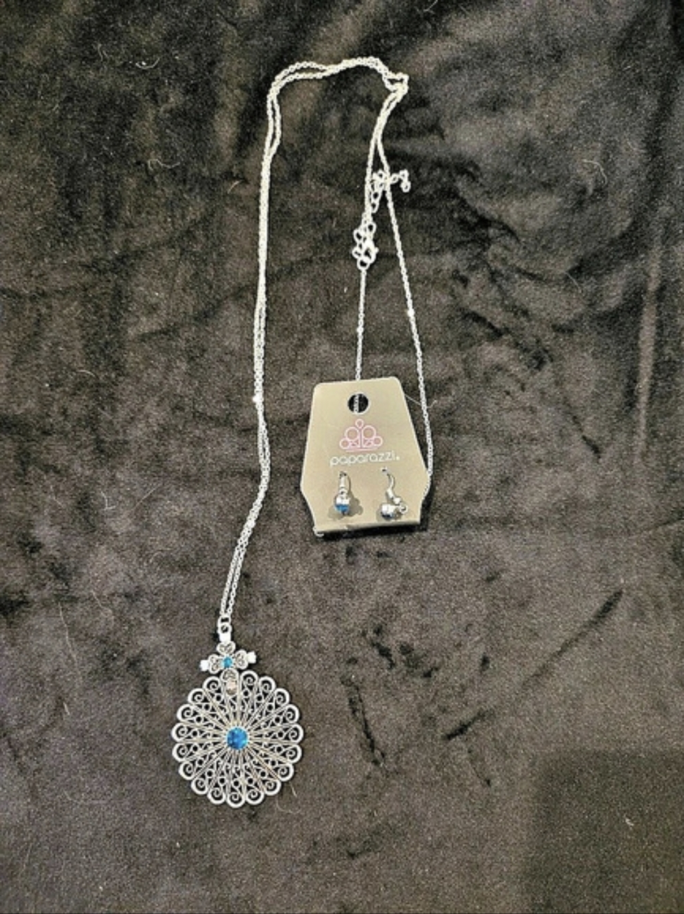 Paparazzi Walk On The WILDFLOWER Side - Blue Necklace